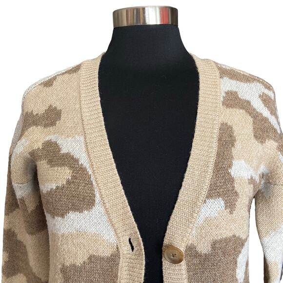 Lucky Brand Camouflage Button Down Cardigan Nature Hunting Military Size Small - Picture 2 of 7